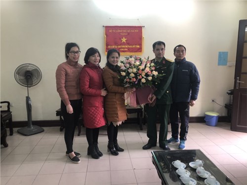 Trường THCS Cao Bá Quát kỷ niệm 76 năm Ngày thành lập QĐND Việt Nam